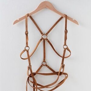 Free PeopleLeather Harness with Metal Rings - Sand Dune s/m